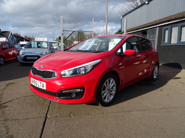 Kia Ceed 1.4 SR7 5dr 6 MONTHS WARRANTY Hatchback Petrol Red