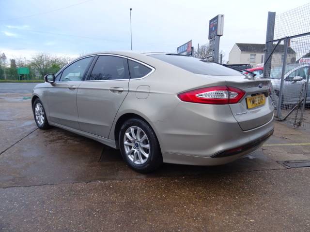 2015 Ford Mondeo 2.0 TDCi ECOnetic Titanium 5dr 6 Months Warranty