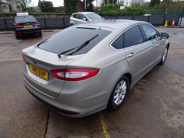 2015 Ford Mondeo 2.0 TDCi ECOnetic Titanium 5dr 6 Months Warranty