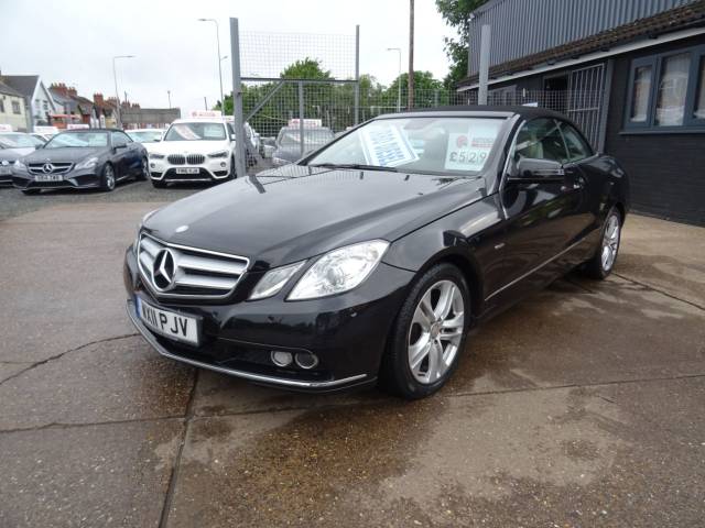 Mercedes-Benz E Class 3.0 E350 CDI BlueEFFICIENCY SE 2dr Tip Auto 6 Mths Warranty Convertible Diesel Black
