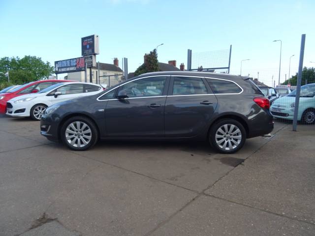 2014 Vauxhall Astra 2.0 CDTi 16V Elite 5dr 6 Months Warranty