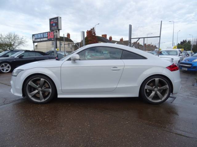 2011 Audi TT 2.5T FSI TT RS Quattro 2dr S Tronic EXCELLENT SERVICE HISTORY