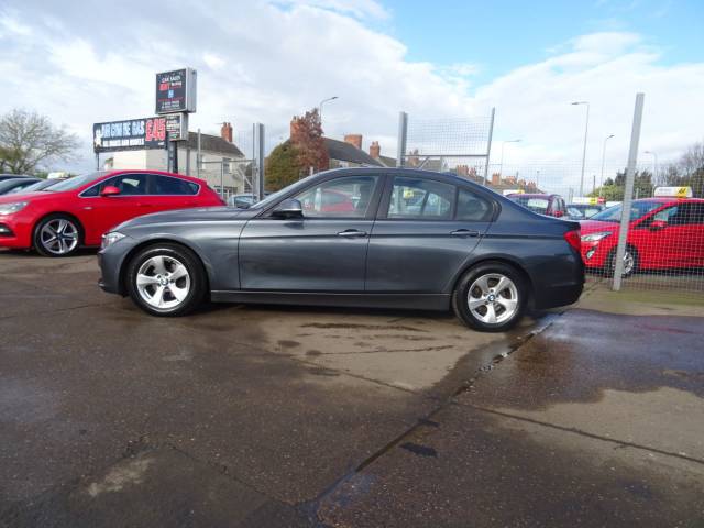 2013 BMW 3 Series 2.0 320d EfficientDynamics 4dr 6 MONTHS WARRANTY