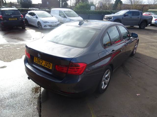 2013 BMW 3 Series 2.0 320d EfficientDynamics 4dr 6 MONTHS WARRANTY