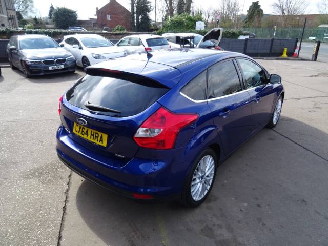 2014 Ford Focus 1.0 125 EcoBoost Zetec Navigator 5dr Warranty