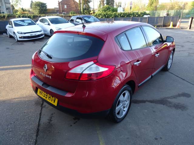 2010 Renault Megane 1.6 16V 110 Dynamique 5dr WARRANTY