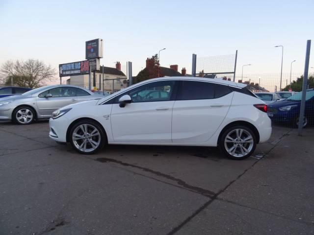 2017 Vauxhall Astra 1.4T 16V 150 SRi Nav 5dr FINANCE AVAILABLE