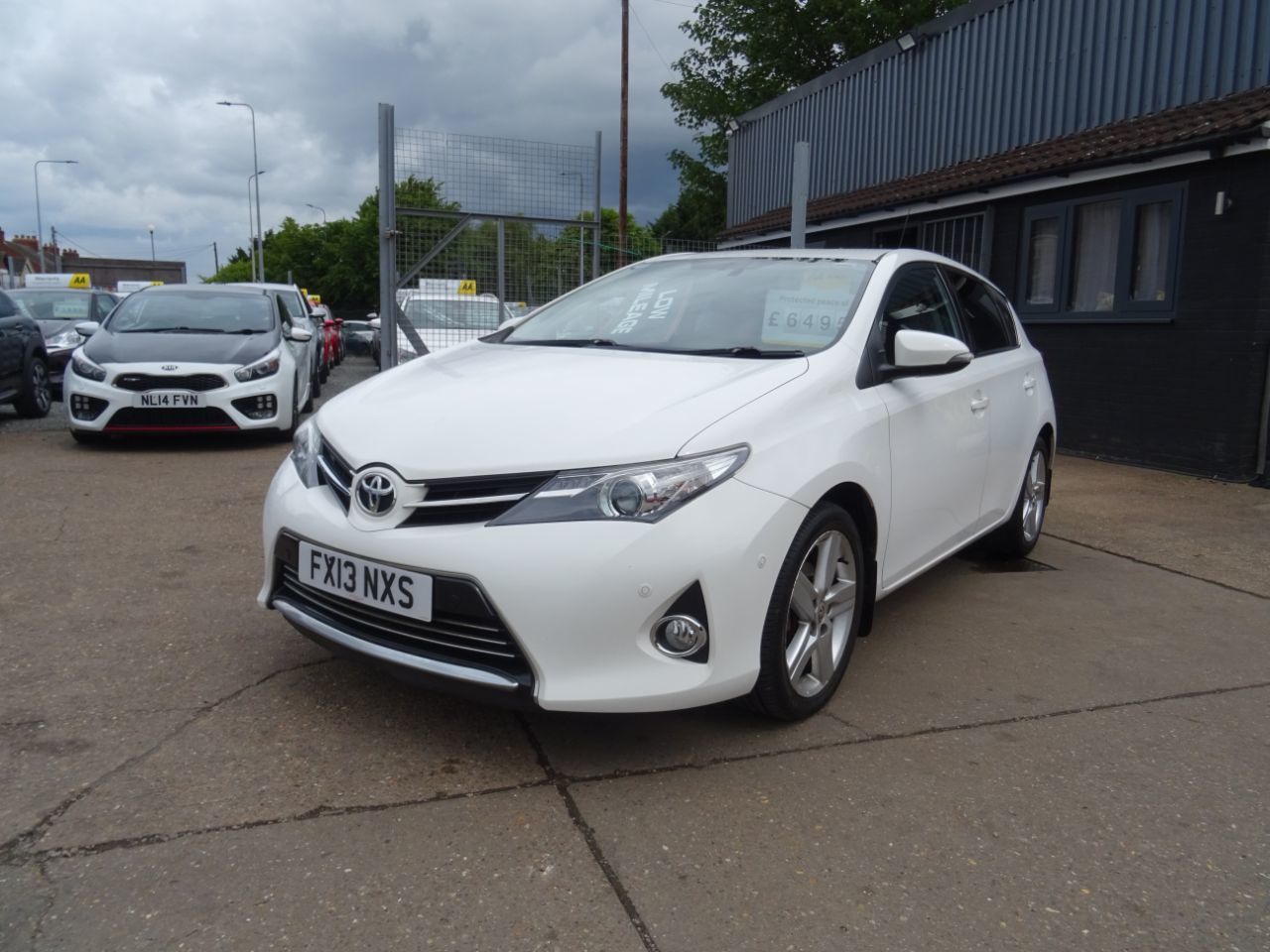 2013 Toyota Auris