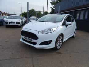 FORD FIESTA 2016 (16) at Speedway Garage Gunness Ltd Scunthorpe