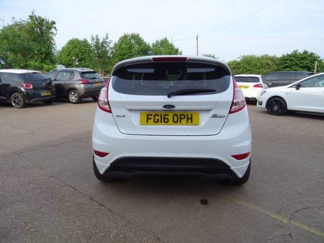 2016 Ford Fiesta 1.0 EcoBoost 125 Zetec S 3dr IDEAL FIRST CAR