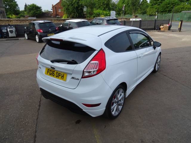 2016 Ford Fiesta 1.0 EcoBoost 125 Zetec S 3dr IDEAL FIRST CAR