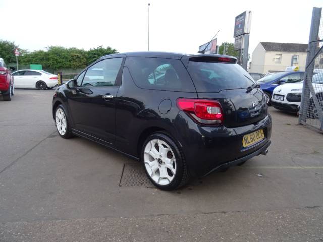 2010 Citroen DS3 1.6 HDi Black 3dr LOW TAX