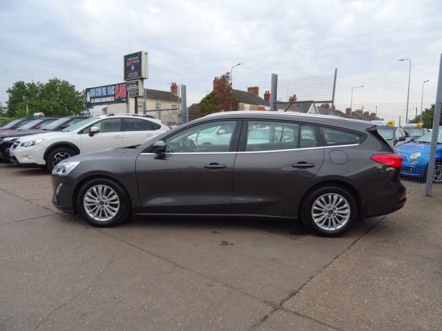 2018 Ford Focus 1.5 EcoBlue 120 Titanium 5dr EXCELLENT MPG