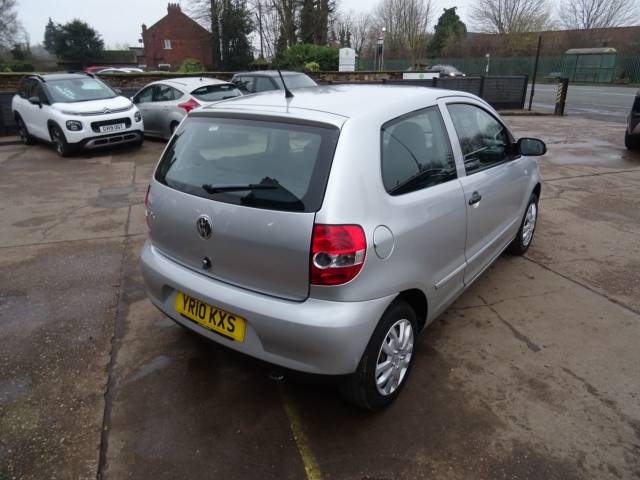 2010 Volkswagen Fox 1.2 3dr IDEAL FIRST CAR, WARRANTY