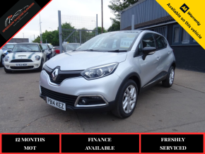 RENAULT CAPTUR at Speedway Garage Gunness Ltd Scunthorpe