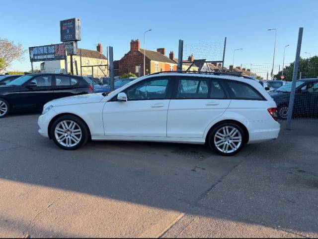 2010 Mercedes-Benz C Class 2.1 C200 CDI BlueEFFICIENCY Executive SE 5dr Auto